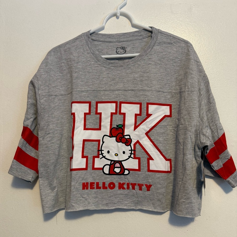 Hello Kitty Gray Tee With Red Accents Women’s Size Large Crop Top New